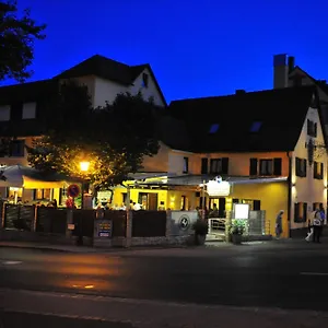 Hotel-gasthof Weisses Ross Guest house Schwaig bei Nurnberg